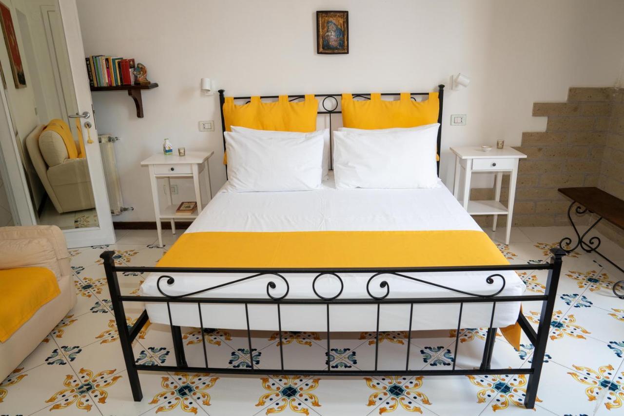 Le Stanze Di Sissi - Luxury Suites Naples Luaran gambar
