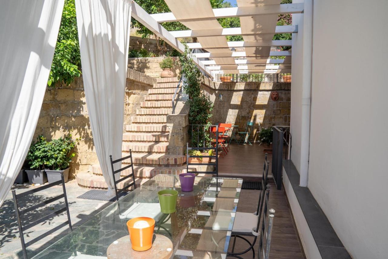 Le Stanze Di Sissi - Luxury Suites Naples Luaran gambar