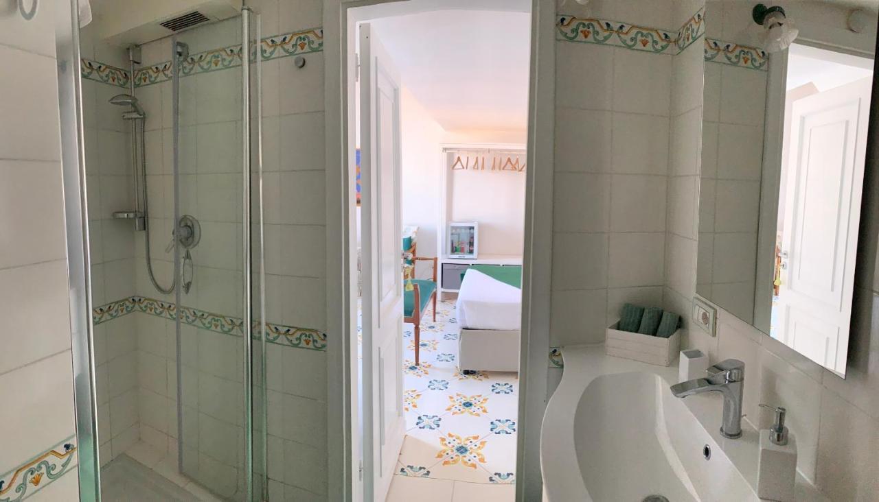 Le Stanze Di Sissi - Luxury Suites Naples Luaran gambar