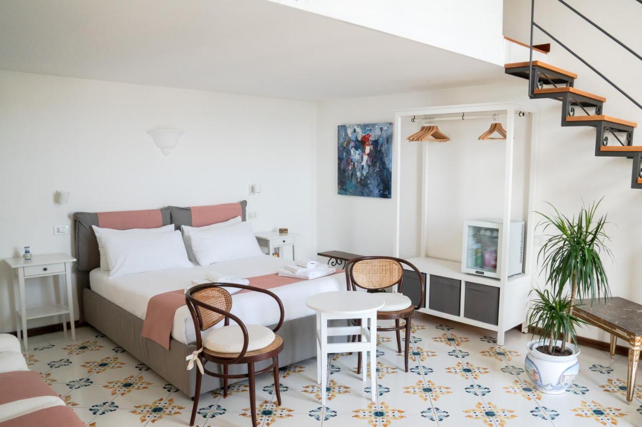 Le Stanze Di Sissi - Luxury Suites Naples Luaran gambar