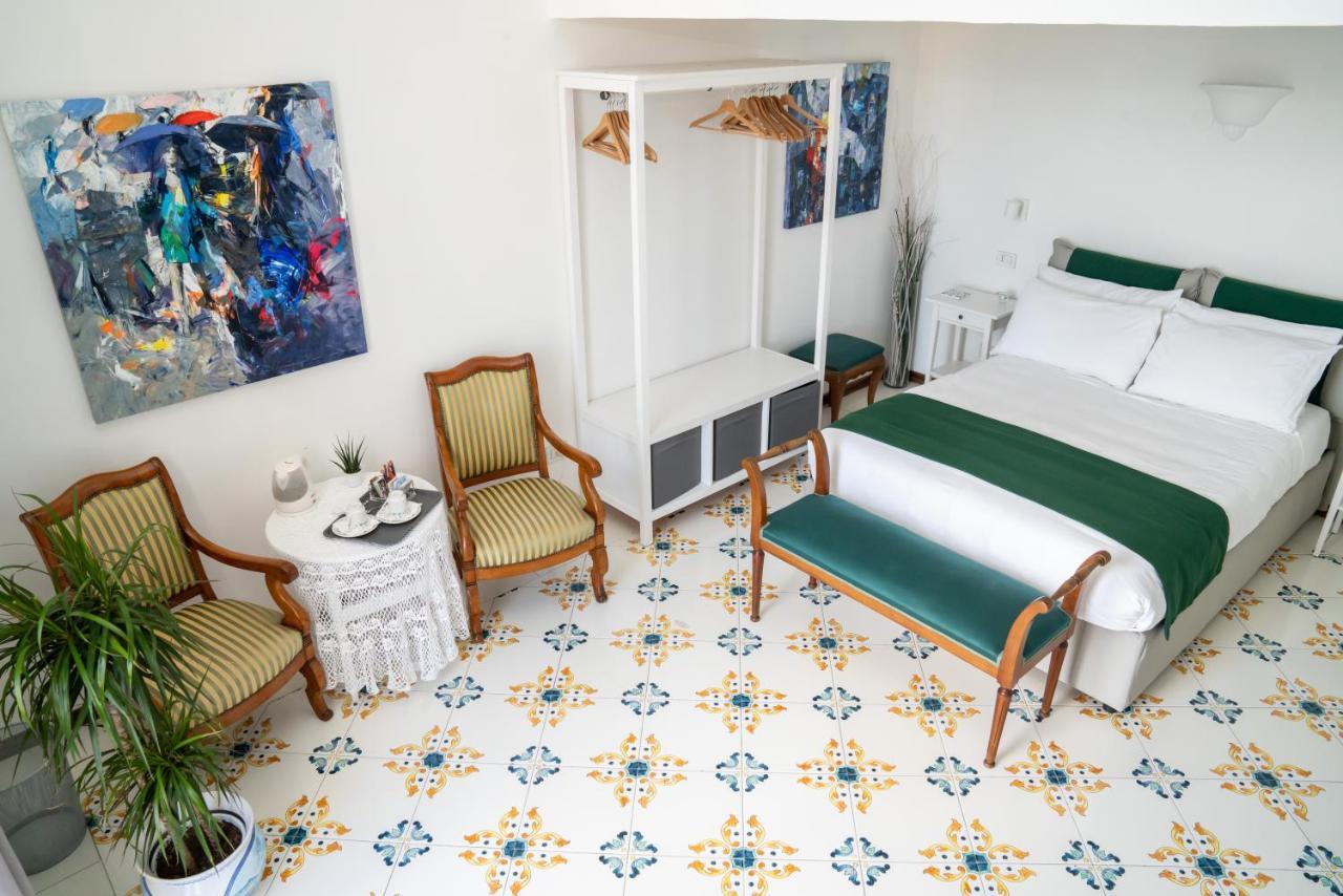 Le Stanze Di Sissi - Luxury Suites Naples Luaran gambar